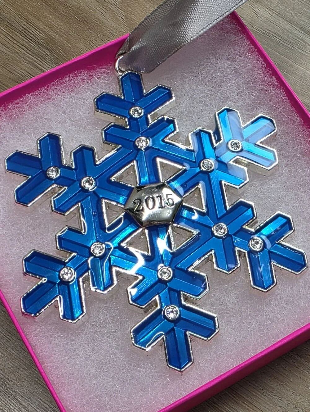 🔸️Harvey Lewis Blue 2015 Snowflake Swarovski Crystal Embellishment Ornament